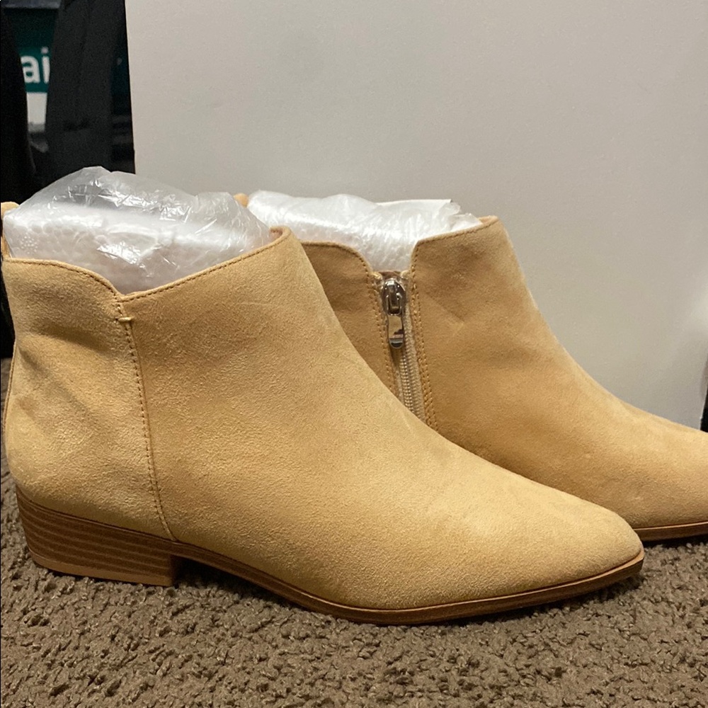 Women's Tan Ankle Boots